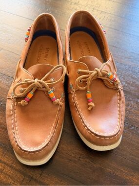 Sperry Tan Leather Boat Shoes with Multicolor Bead Details